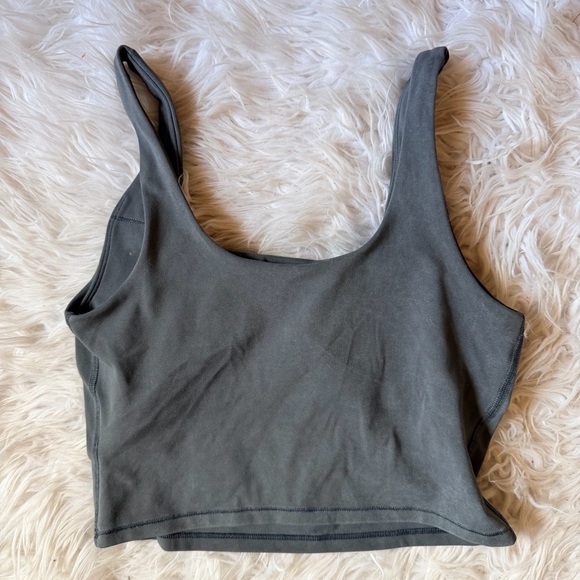 SOLD Vuori gray crop top size XS - Picture 2 of 3